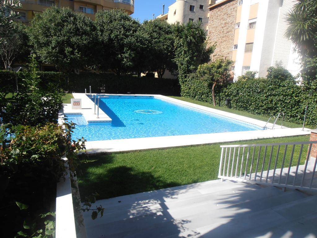 Apartamento Euromar 2 Playa Fontanilla Marbella Dış mekan fotoğraf